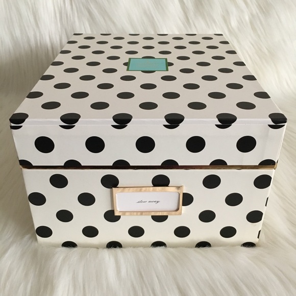 kate spade Accessories - NWT Kate Spade Small Nesting Box